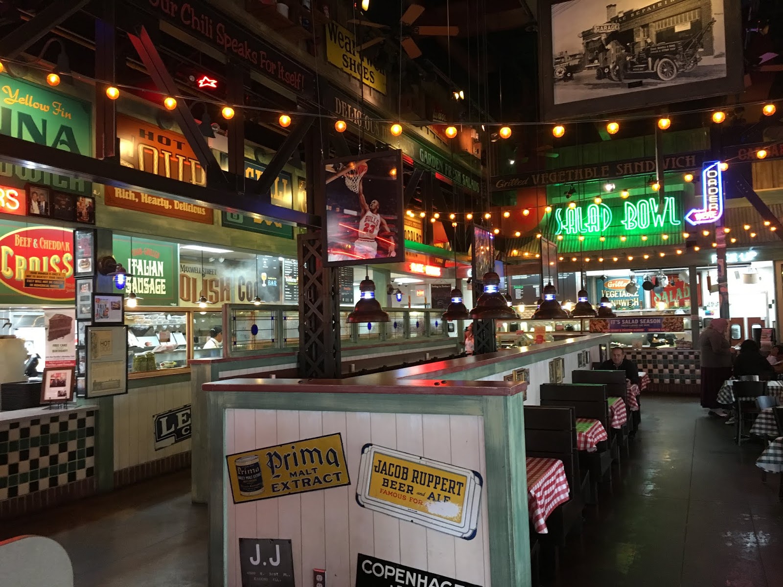 Where's The Best Burger? Burger Review Portillo's Hot Dogs...