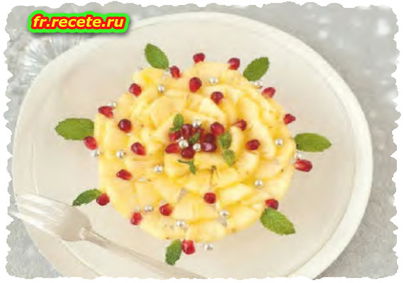 Carpaccio d'ananas à la grenade et au champagne à la pêche Carpaccio d'ananas à la grenade et au champagne à la pêche