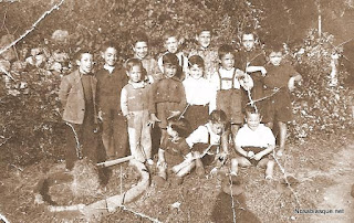 Niños  de Candelario Salamanca en los años cuarenta