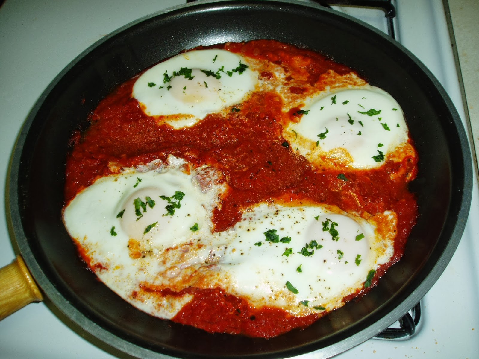 Meatless Mediterranean Eggs in Purgatory