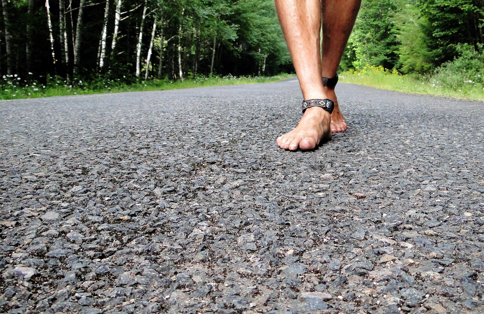 Confession of a barefoot trail runner Stride analysis video