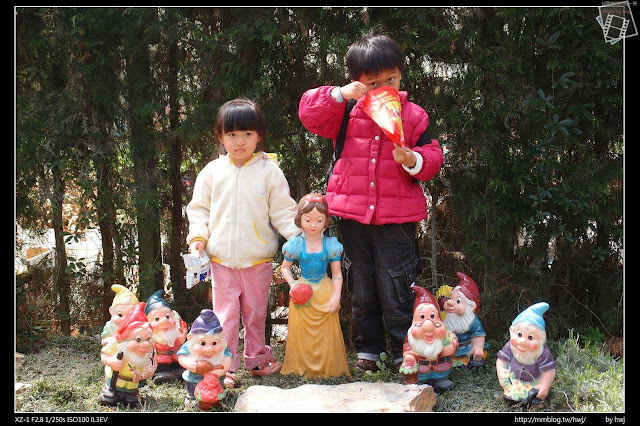 2013-03-23 梅峰農場 春之饗宴 台大森林實驗林_白雪公主七矮人！....加兩個吃零食的小鬼