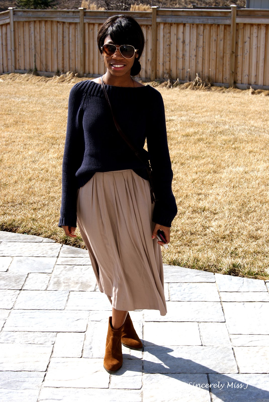 romantic spring outfit by toronto blogger 
