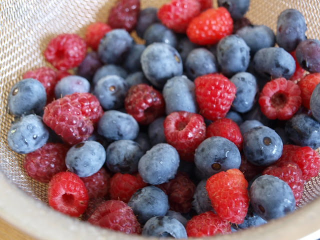 7 Makanan yang Ampuh Hentikan Sel Kanker 7 Makanan yang Ampuh Hentikan Sel Kanker