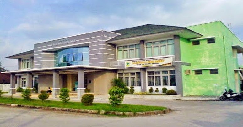 Gedung Sekolah Tinggi Ilmu Ekonomu Haji Agus Salim Bukittinggi.