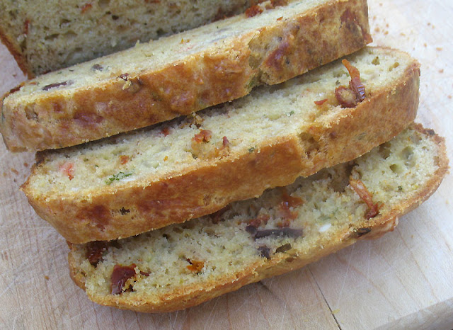 olive bread with sun-dried tomatoes