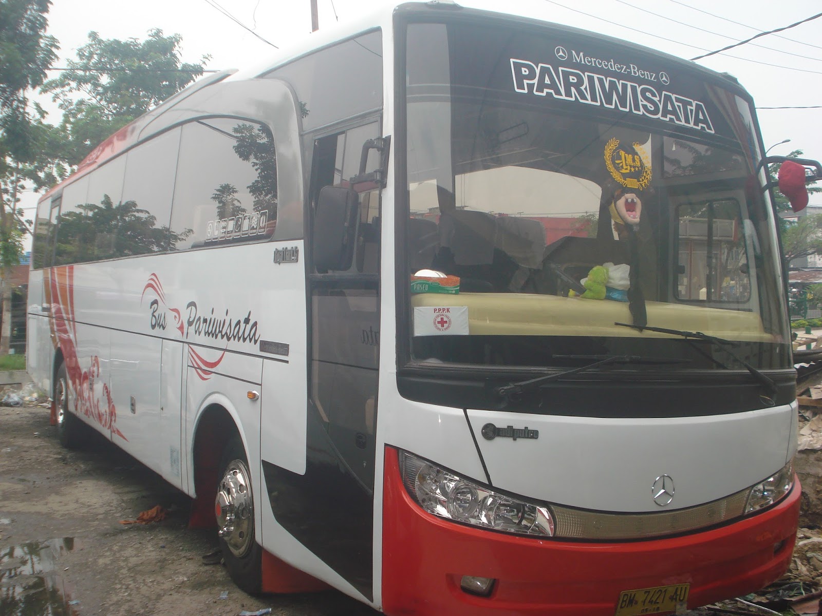 Jual Bus Pariwisata di Riau: Panduan Lengkap Memilih Armada yang Tepat untuk Bisnis Anda