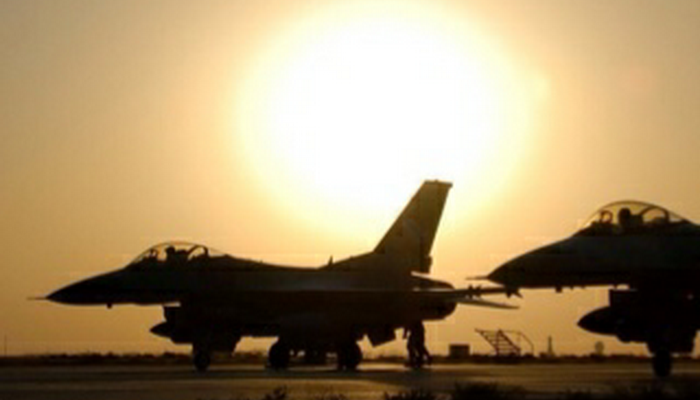 3 Pesawat Sukhoi Mengudara di Langit Bali