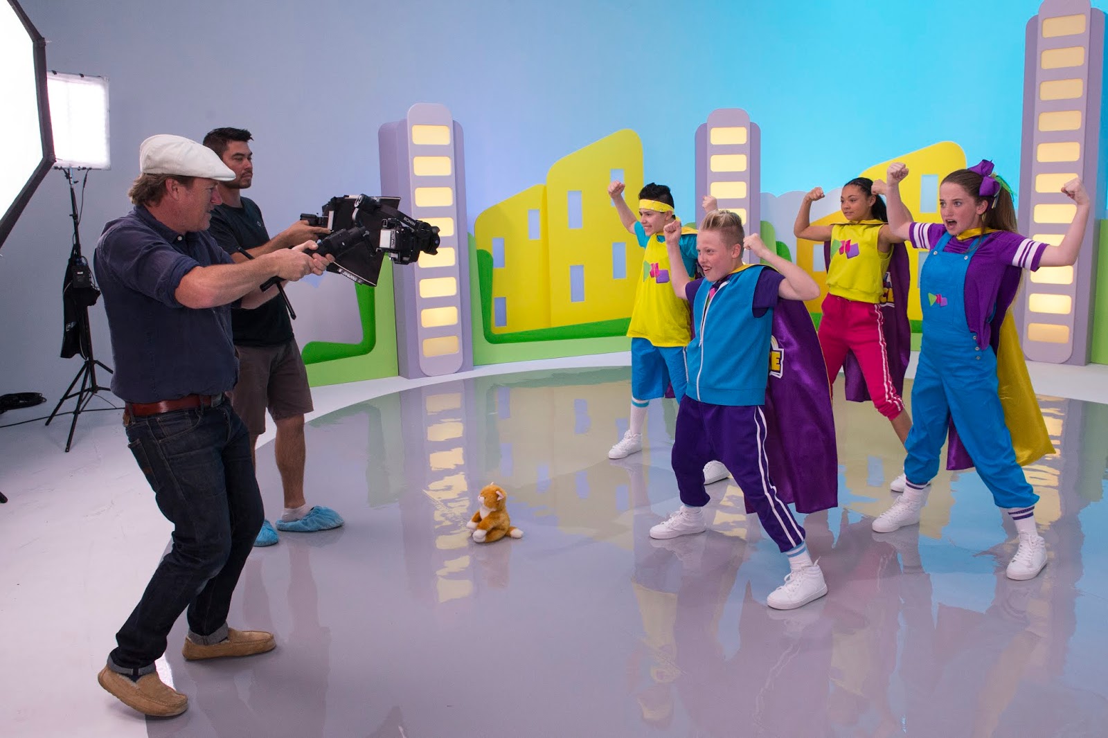 NickALive!: Nickelodeon Brazil Greenlights 'Nick Master Slime' Season 2;  Now Accepting Contestant Applications
