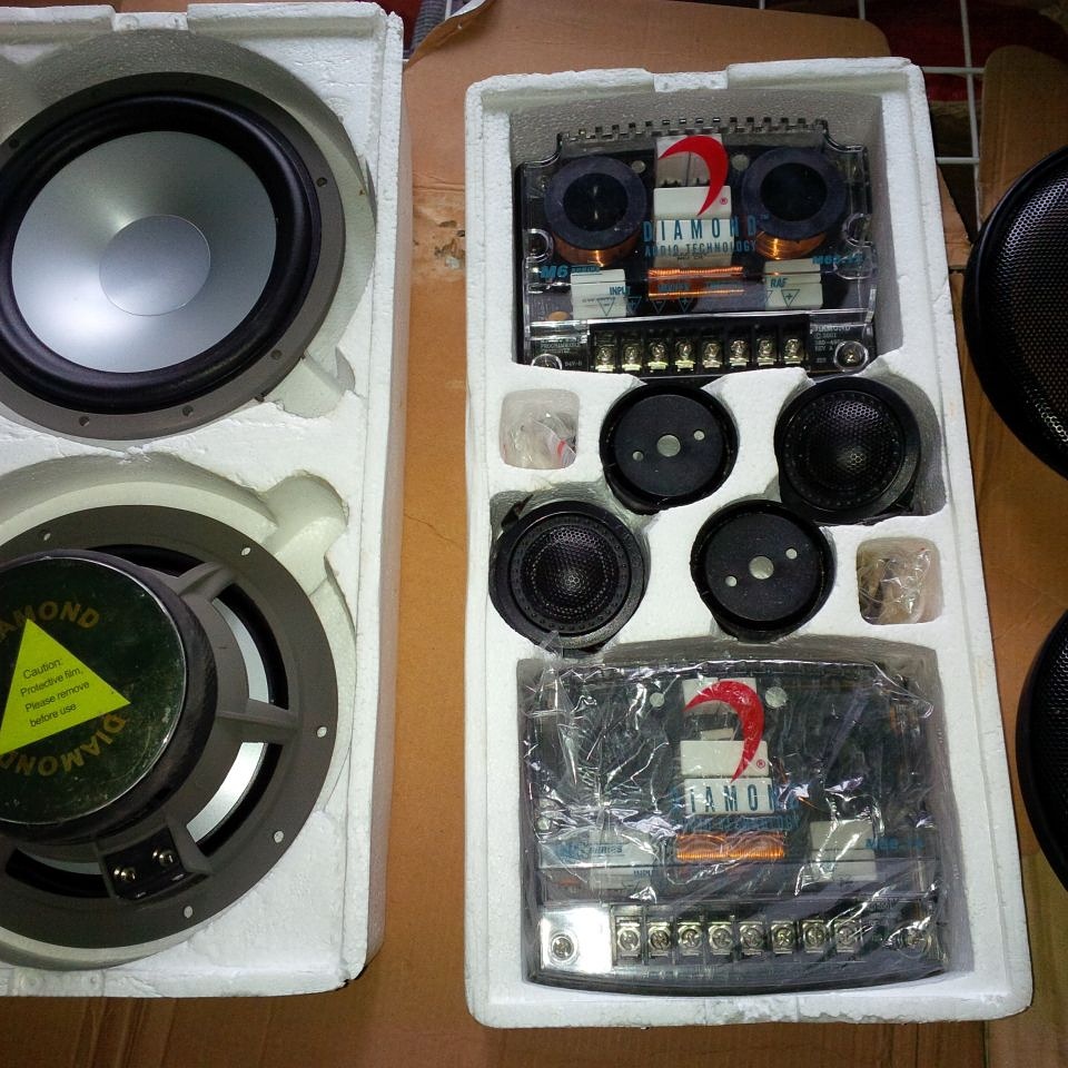 grandprix car audio toko dan bengkel specialist audio dan alarm remote