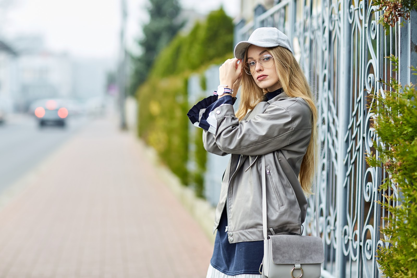 Do grey and blue go together? MARCHERRY