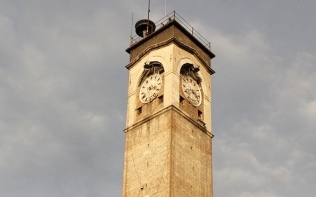 adana tarihi saat kulesi ile ilgili görsel sonucu