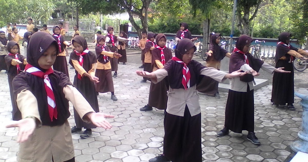 Kumpulan Teks Renungan Malam Pramuka / Perkemahan dan