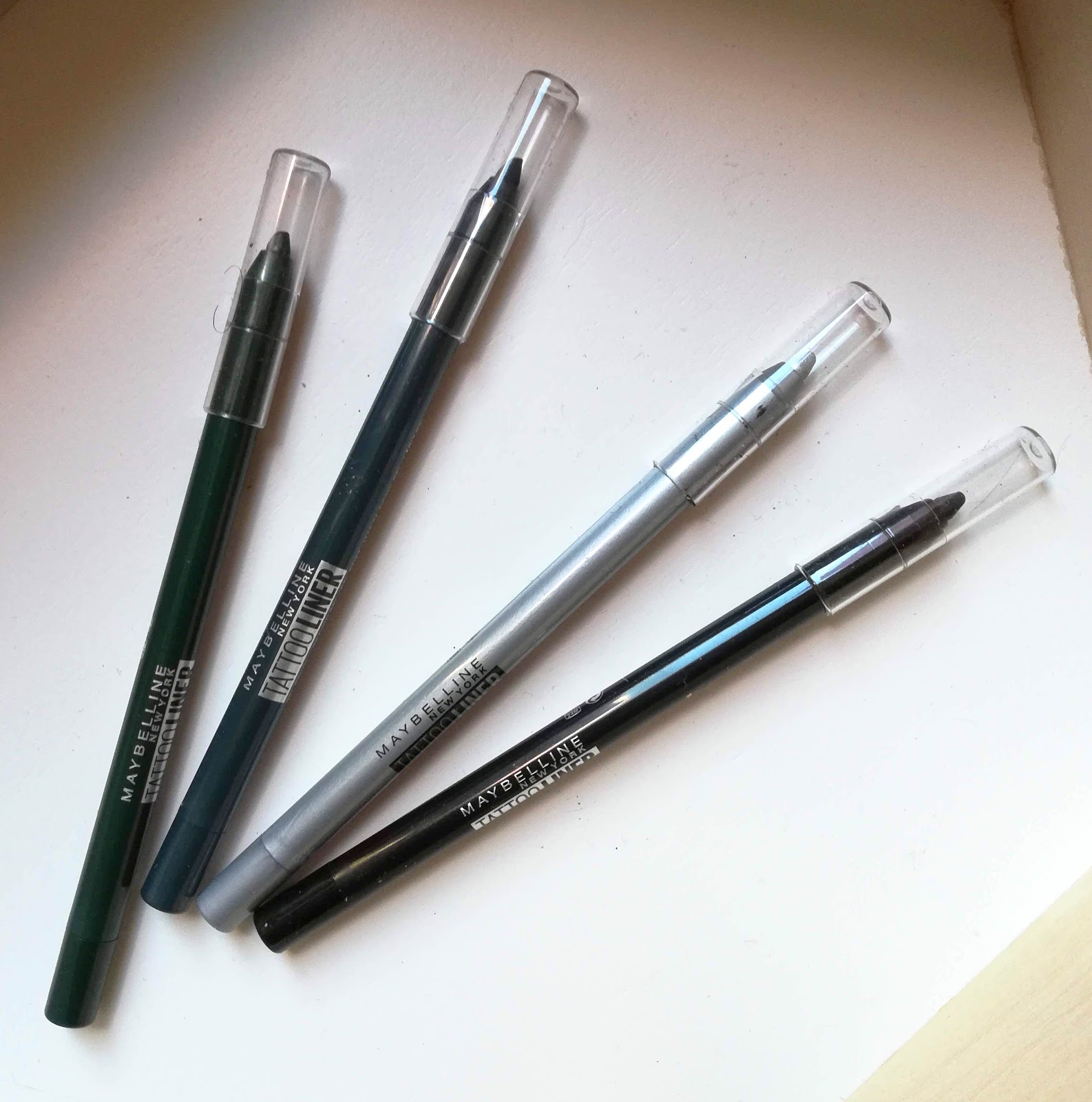 Le crash test des nouveaux TATTOO LINER crayons gel de Maybelline (vidéos)