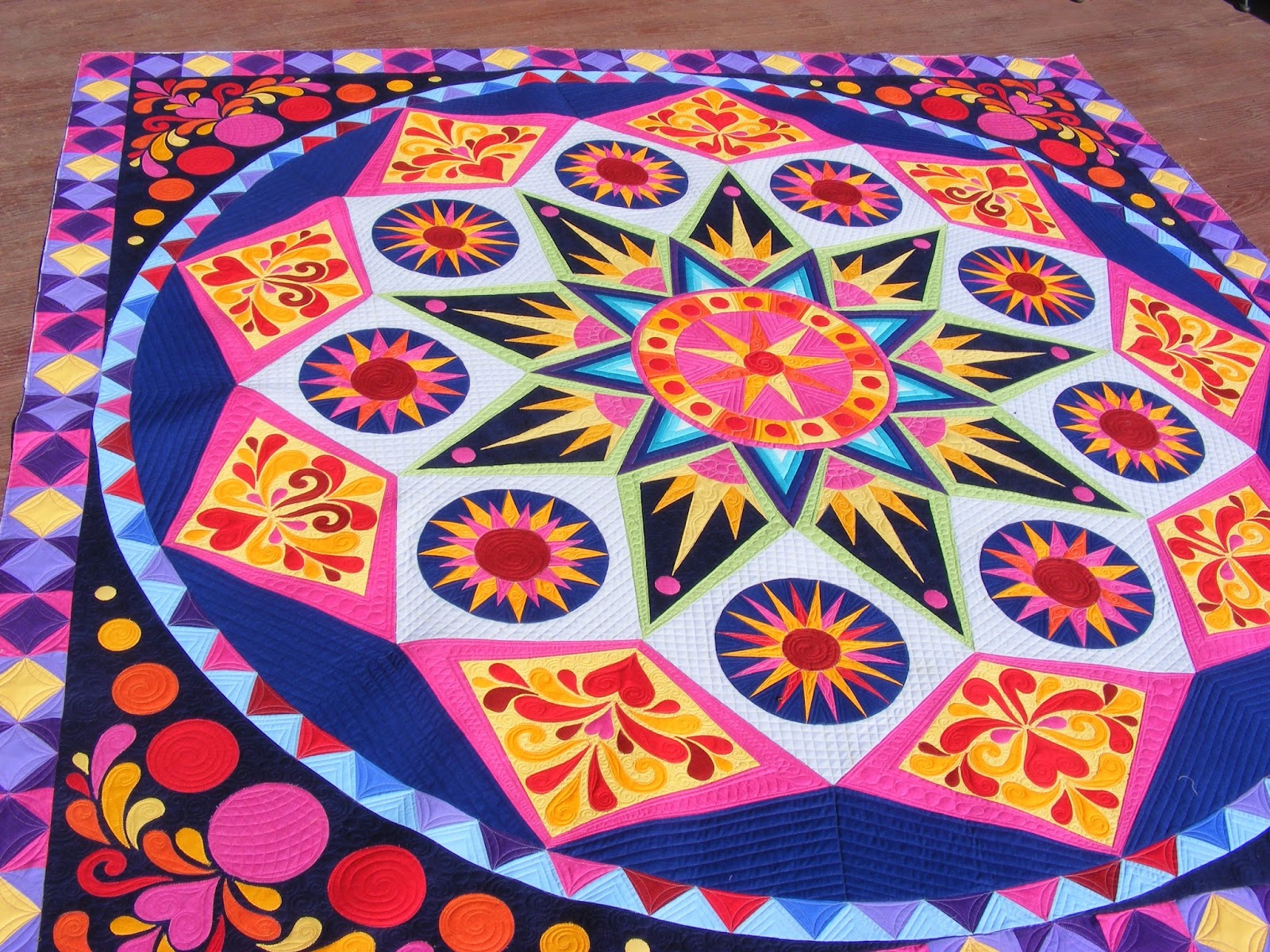 TIA CURTIS QUILTS Sedona Rose Quilt