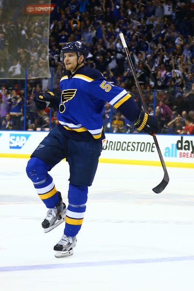 Blues' Colton Parayko is a winner in NHL debut