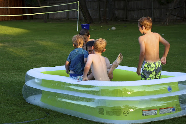 my life in a house full of boys: We Got a Pool!!