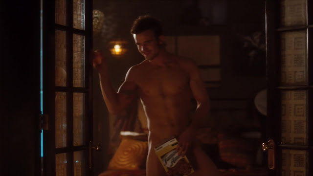 Nude gigandet Penis Inc