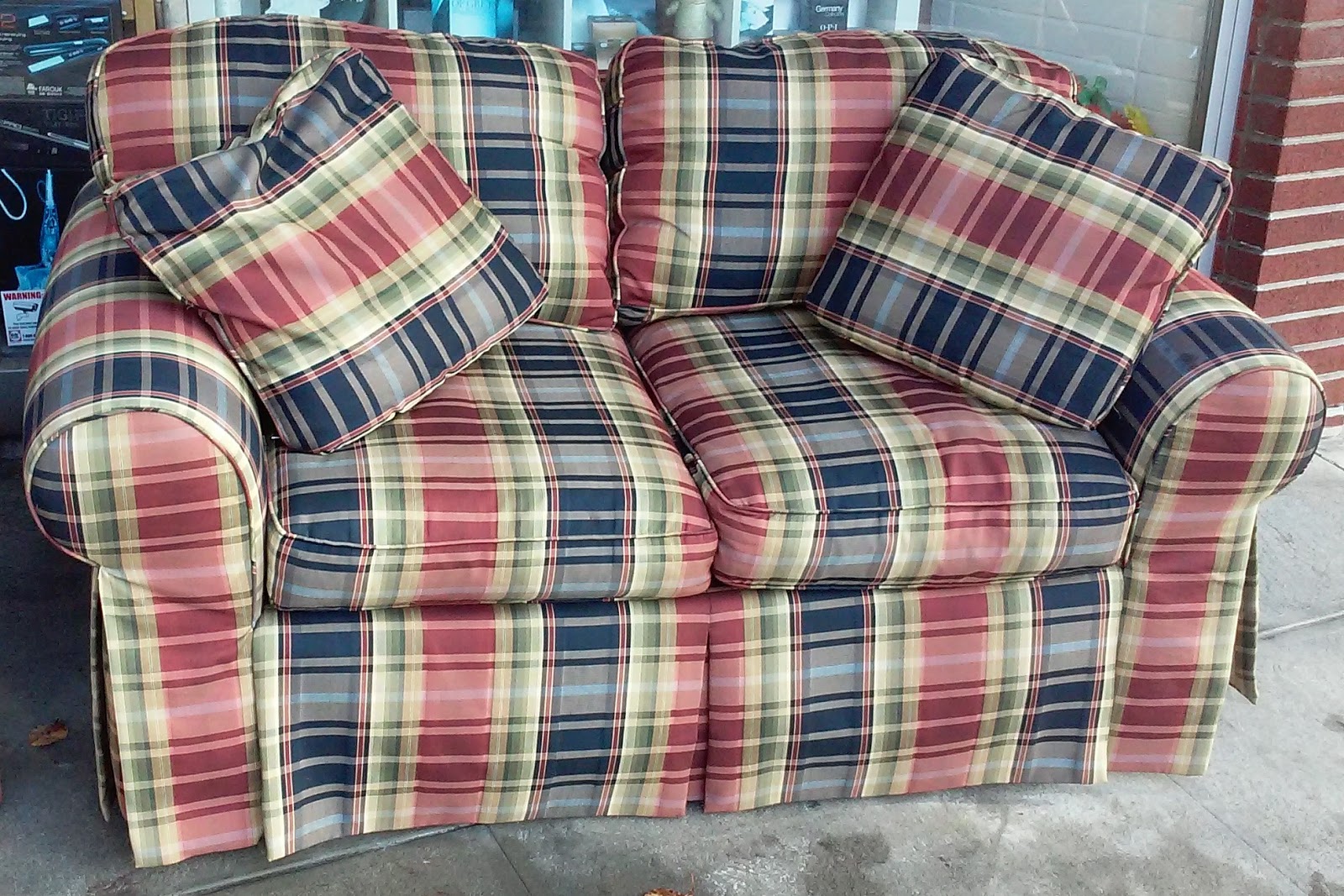 UHURU FURNITURE & COLLECTIBLES SOLD **REDUCED** Highland House