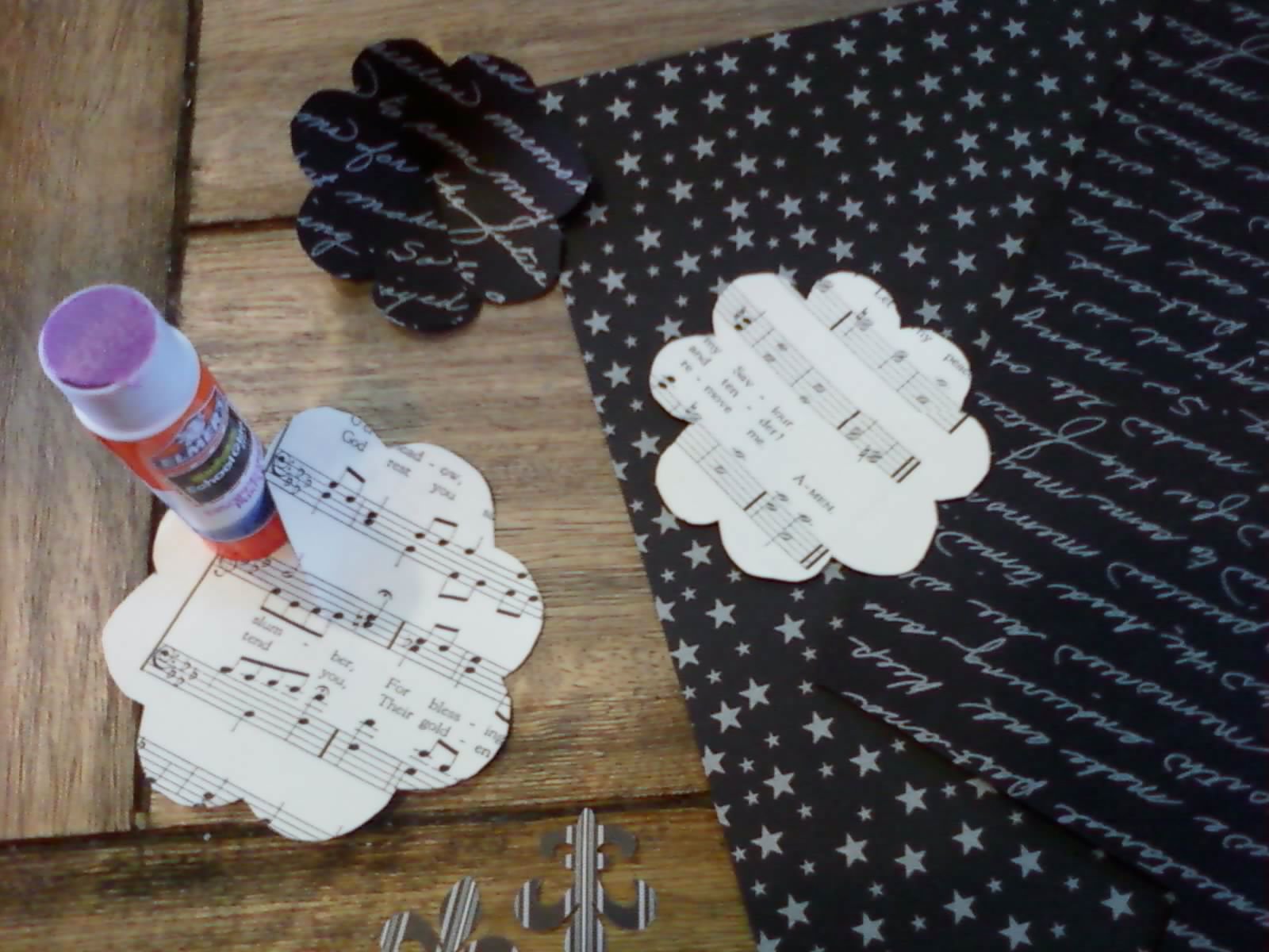 Shabby Brocante Paper Flowers. Fun with Sheet music.