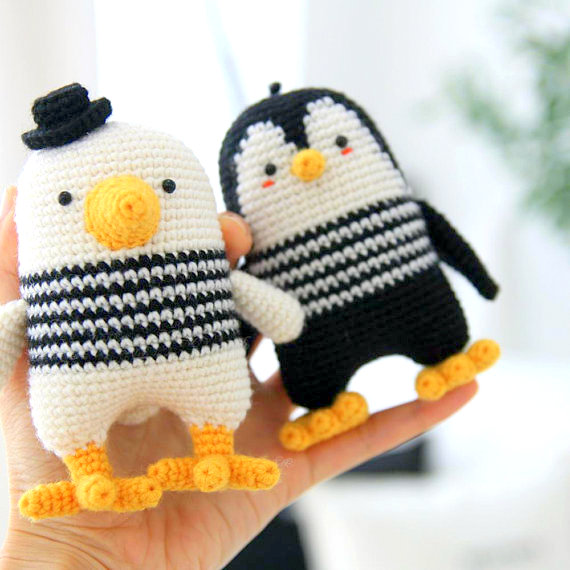 Amigurumi penguin crochet pattern