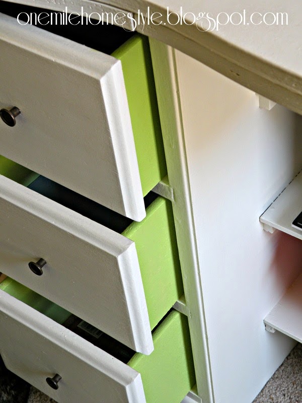 Vintage Kids Desk Detail - White with Green Drawers