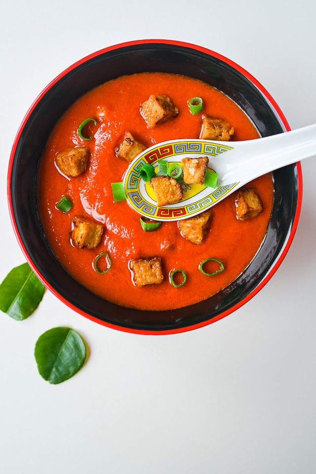 Tomaten-Kokos-Suppe