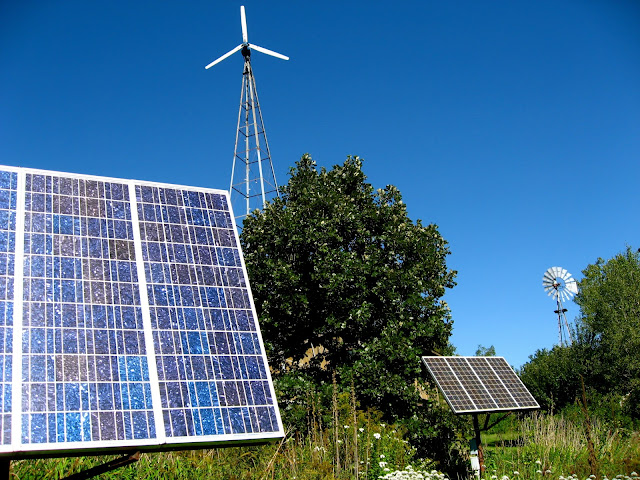 Sliwa Meadow Farm wind and solar power