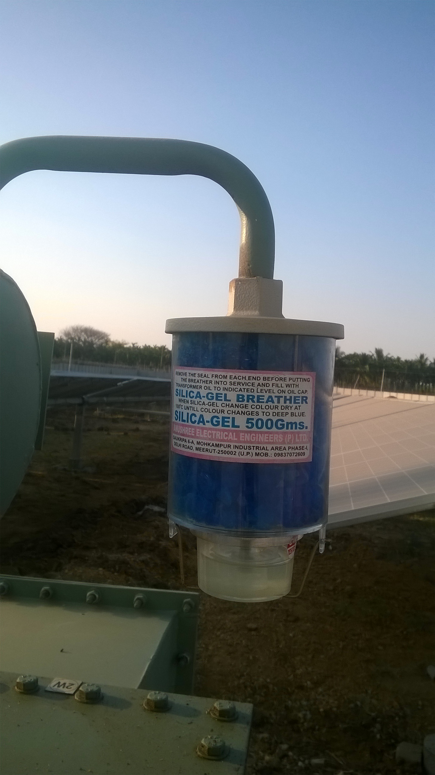 Why silica gel breathing use in transformer?