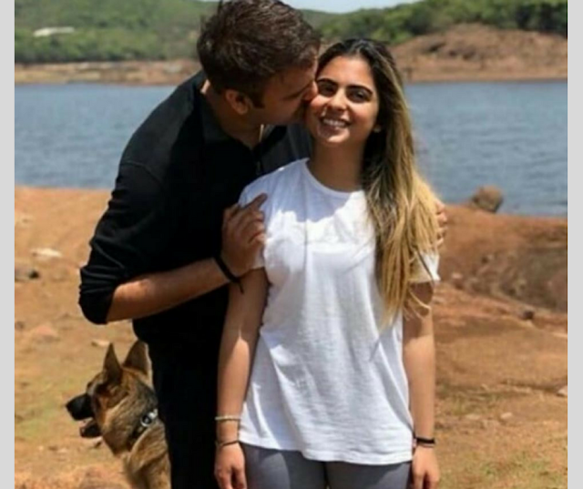 Anand Piramal Wife