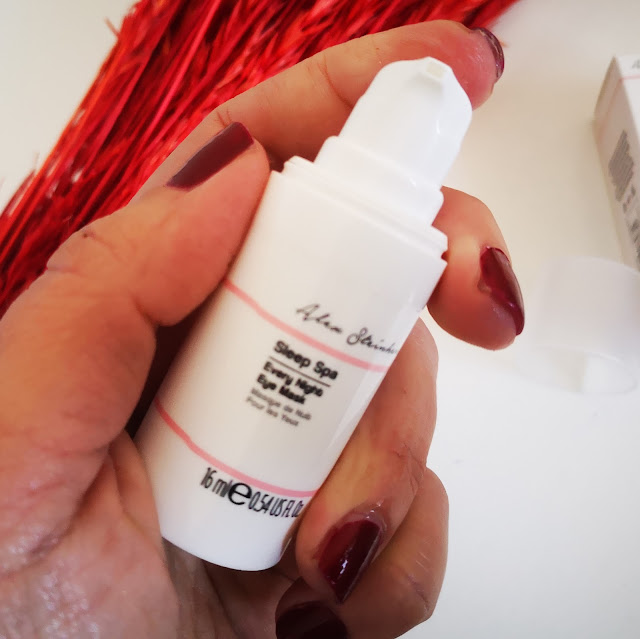 LAPINTURERA Blog de bienestar emocional, psicología y mucho más. Sleeping mask de Primark