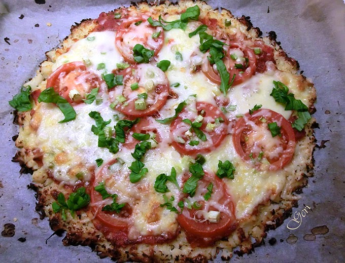 Lecker mit Geri: Low Carb Blumenkohl Pizza - Пица с блат от карфиол