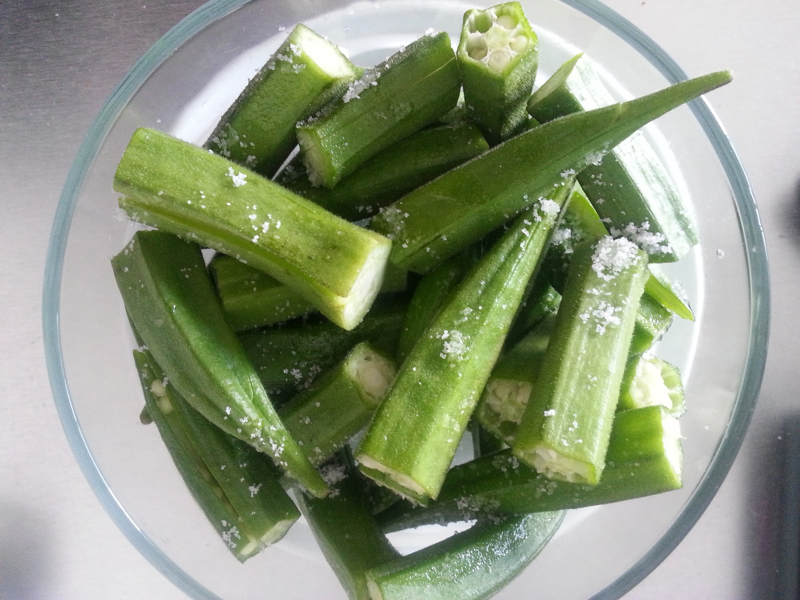 Annapurna Microwave Bharwa Bhindi / Stuffed Okra Recipe