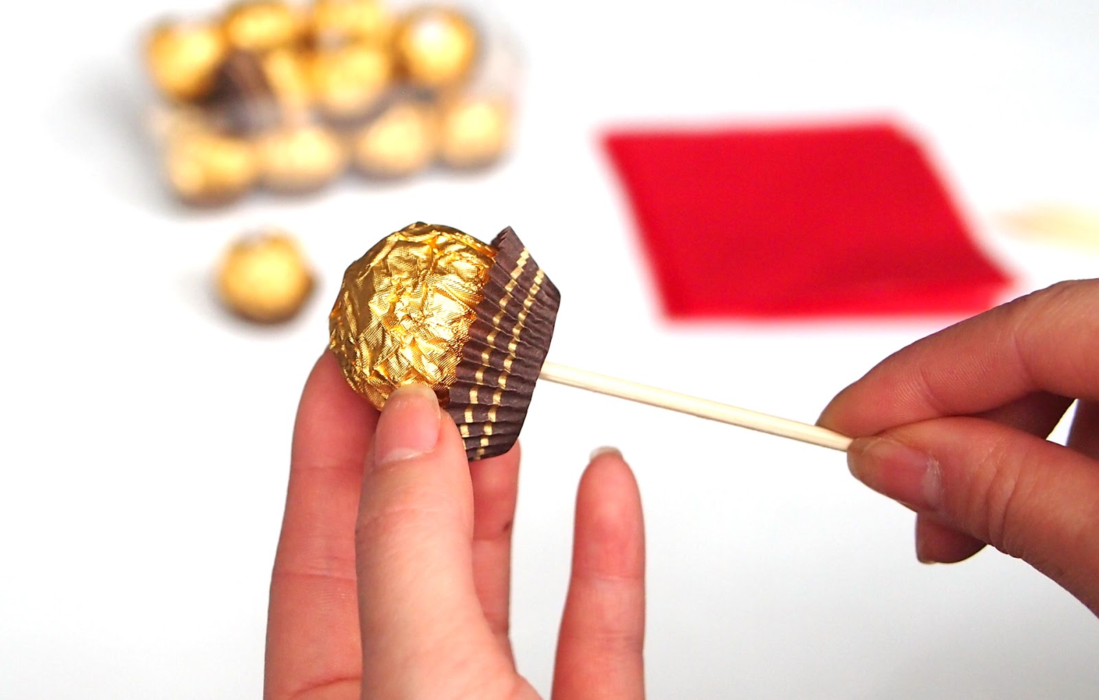 Ferrero Chocolate Bouquet for Valentine's {Tutorial}