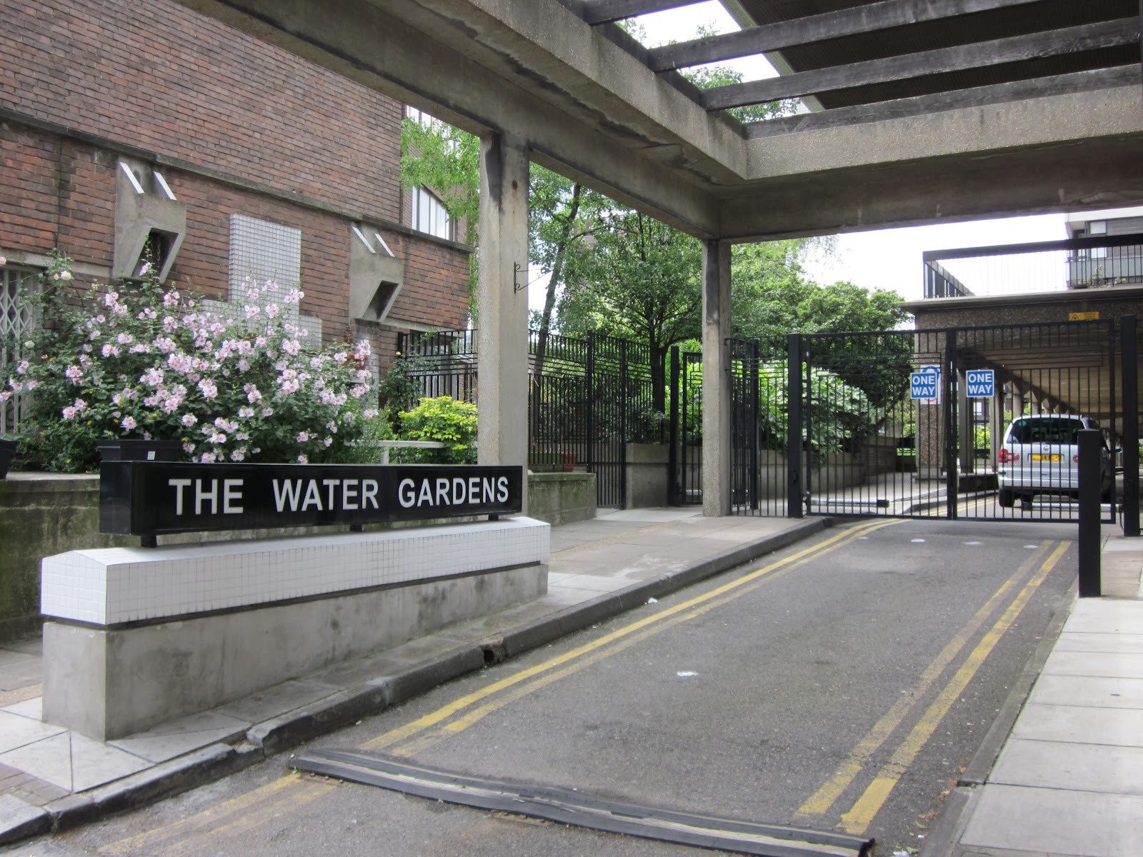 James Bond Locations Mitchel's apartment