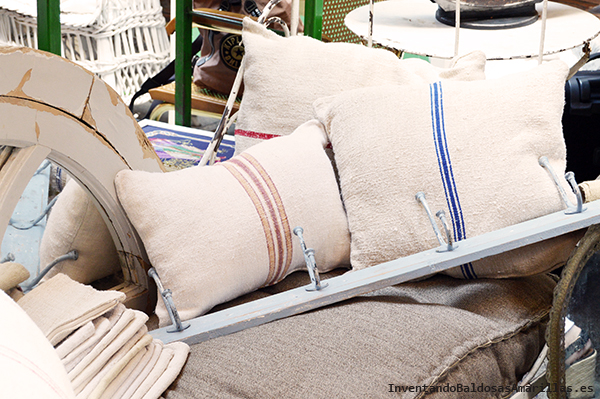 Cojines en tela de saco