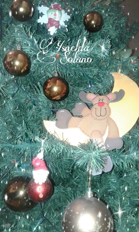 Adornos-para-el-árbol-de-navidad-en-porcelana-fría