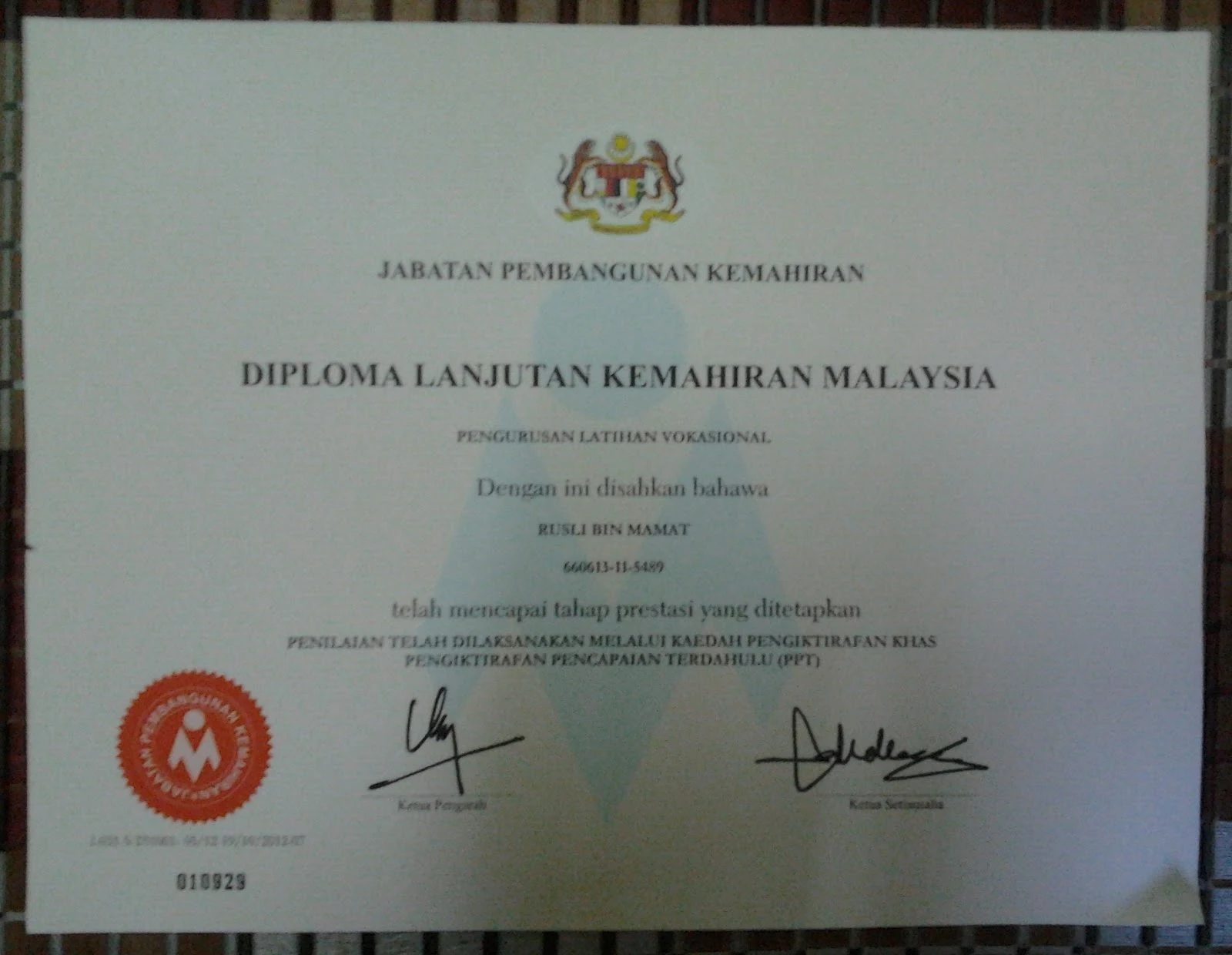 Content to image for Apa Itu Diploma dan Jenis-Jenisnya