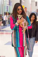 Priyanka Chopra in Colorful Jumpsuit arriving at JFK Airport New York 18 June 2017 ~ Exclusive 012.jpg Priyanka Chopra in Colorful Jumpsuit arriving at JFK Airport New York 18 June 2017 ~ Exclusive 012.jpg