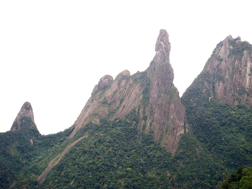 Serra dos Órgãos e Pico Dedo de Deus - Teresópolis | Lugares Fantásticos