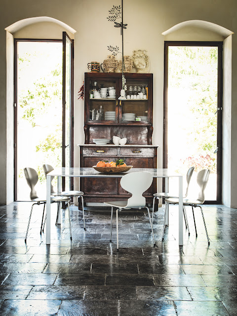 A natural stone house in Noto, Sicily