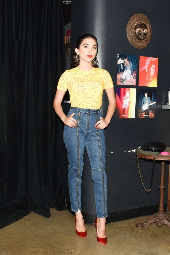 Rowan Blanchard Bio Height Body Measurement Hd Photos