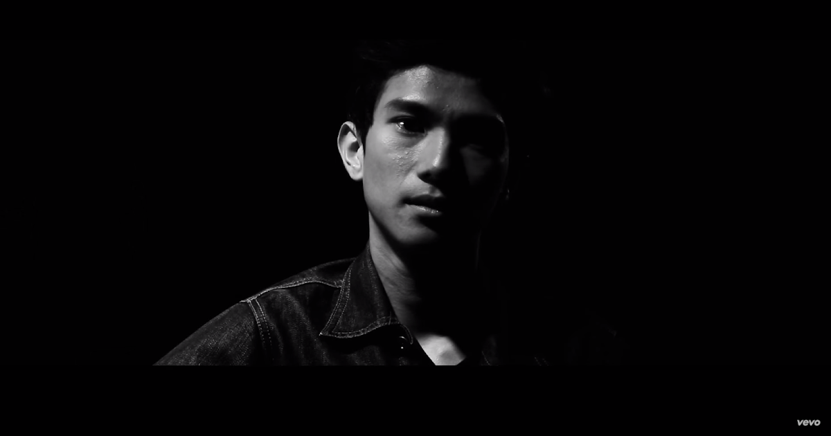 เนื้อเพลงเนื้อเพลง ยังรออยู่ - บิว จรูญวิทย์