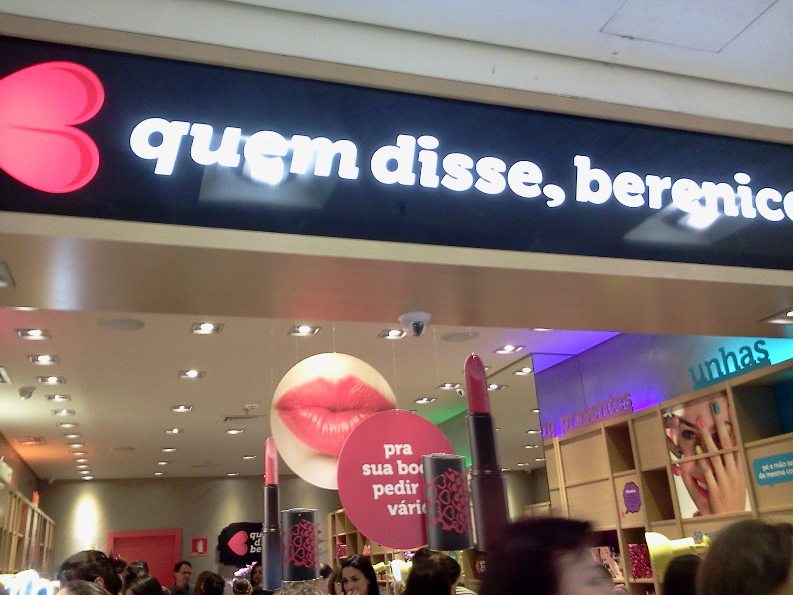 GRUPO BOTICÁRIO LANÇA REDE ESPECIALIZADA EM MAQUIAGEM