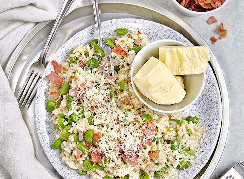 Risotto z bobem i szynką parmeńską
