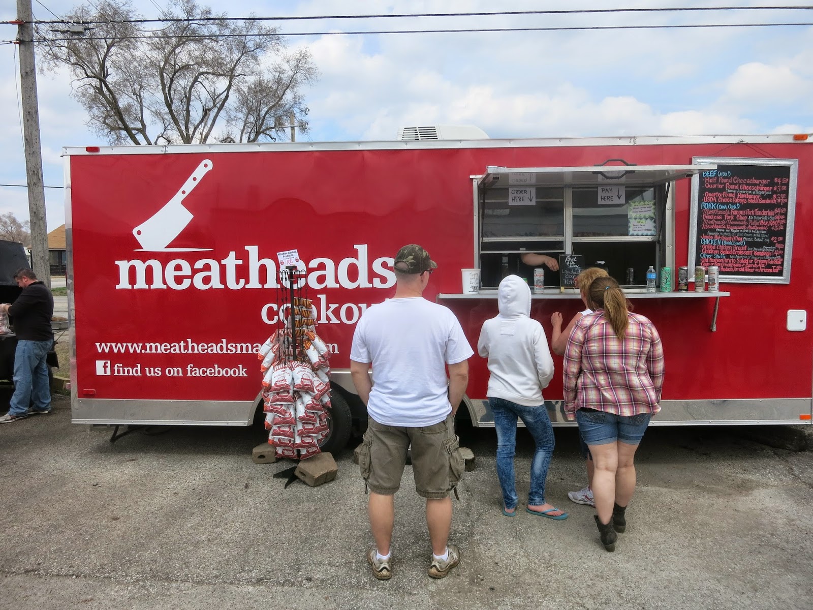 Smokin' Chokin' and Chowing with the King Meatheads Meat Market