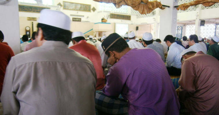 Khutbah Jumaat Negeri Johor / MEMPERTAHAN KEMERDEKAAN TANAH AIR