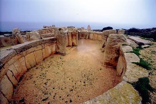 Risultati immagini per tempio di Tarxien (Malta),