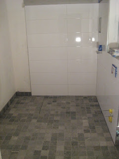 Eichen 7a: Tag 90 - Bad EG, Korkböden OG und DG