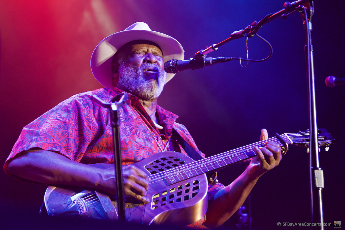 Taj Mahal (Photo: Kevin Keating)